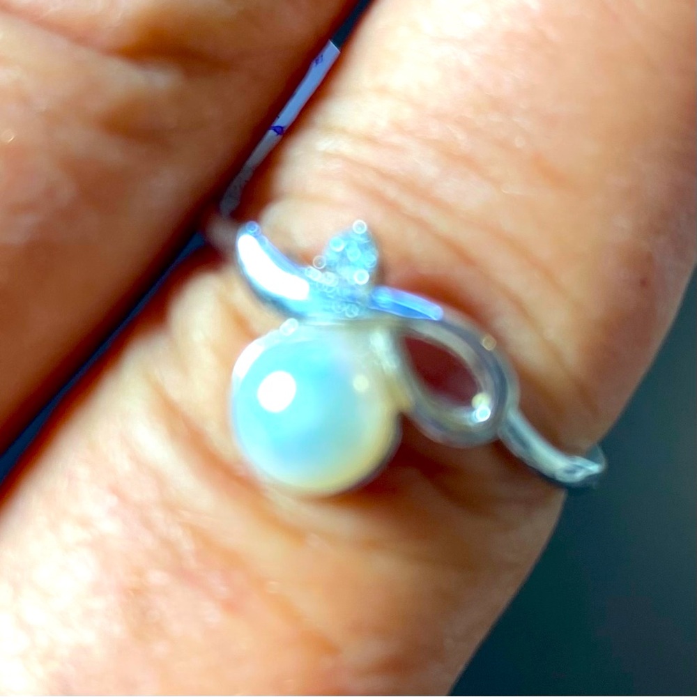 925 Salt Water pearl ring with CZ Sz 9